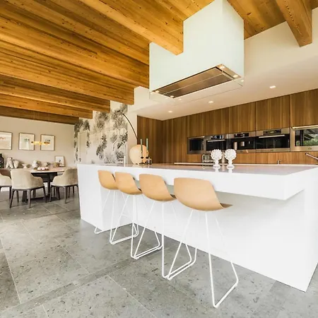 Hotel Eguzkia Keyweek With Pool